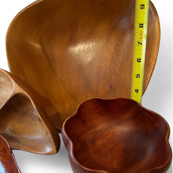 Eclectic Mix of Four Wonderful Vintage Wood Serving Bowls - Picture 5 of 12